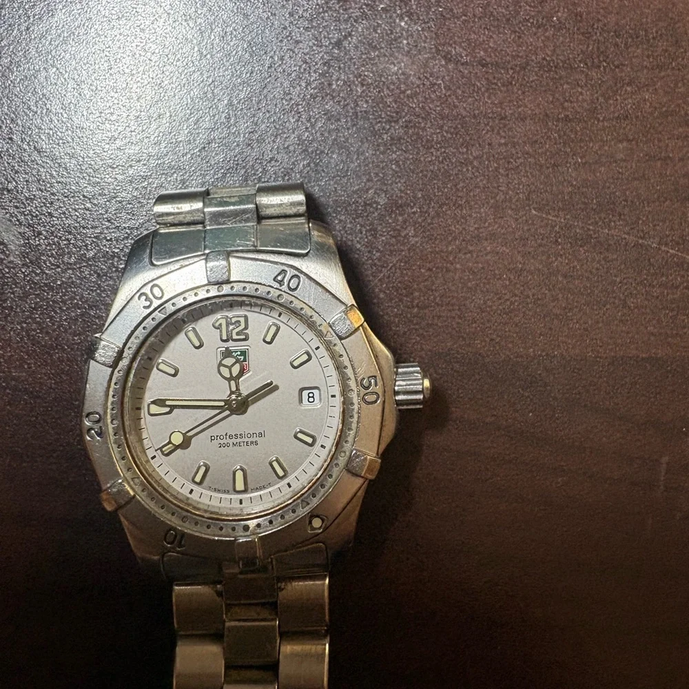 Tag Heuer WK131 Professional
2000 Classic Swiss Quartz Ladies Date
Watch - Picture 2 of 9